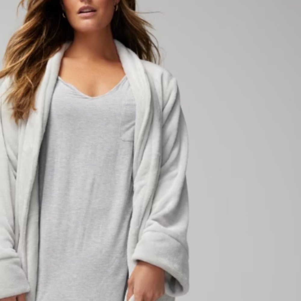 NWT Soma PLUSH Long-Sleeve Long Robe - Picture 4 of 4